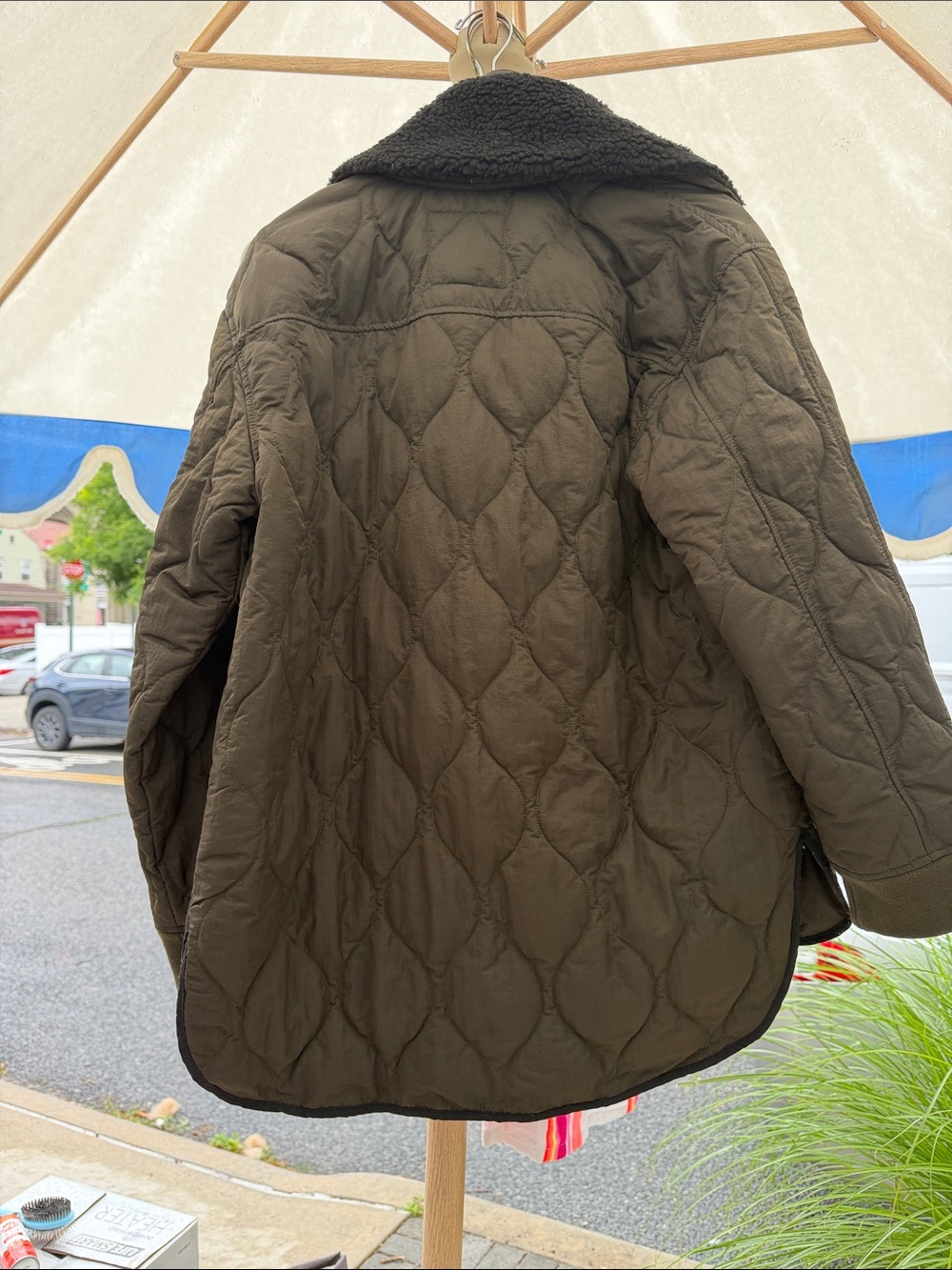 Alex Mill Olive Quilted Jacket with Black Sherpa Collar - Picture 3 of 4